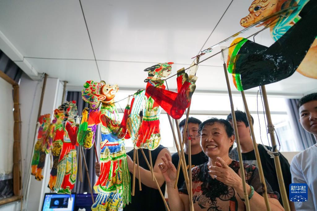 新巴黎人俱乐部